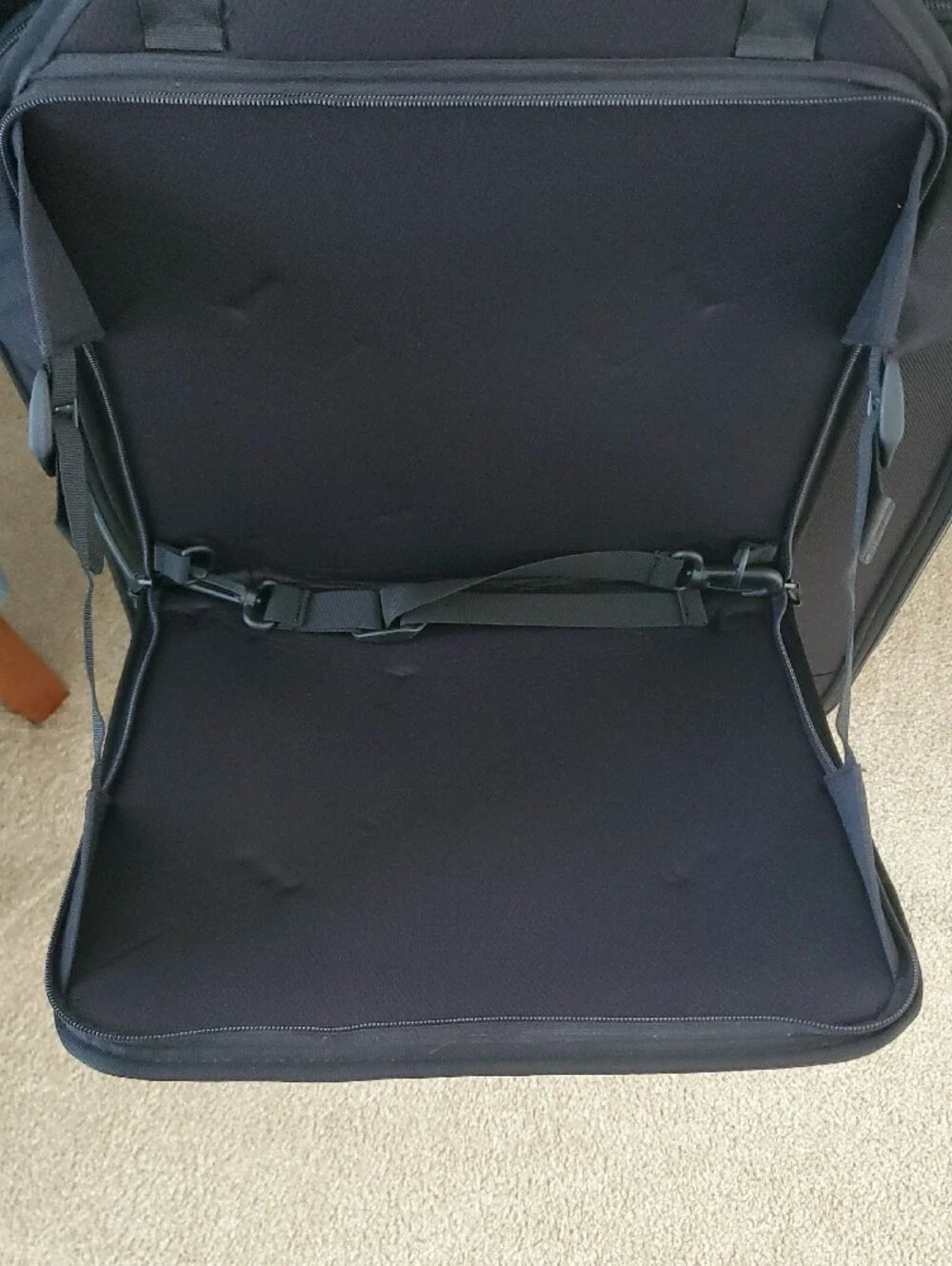 Lugabug - Ride Along Suitcase Seat For Traveling With Kids